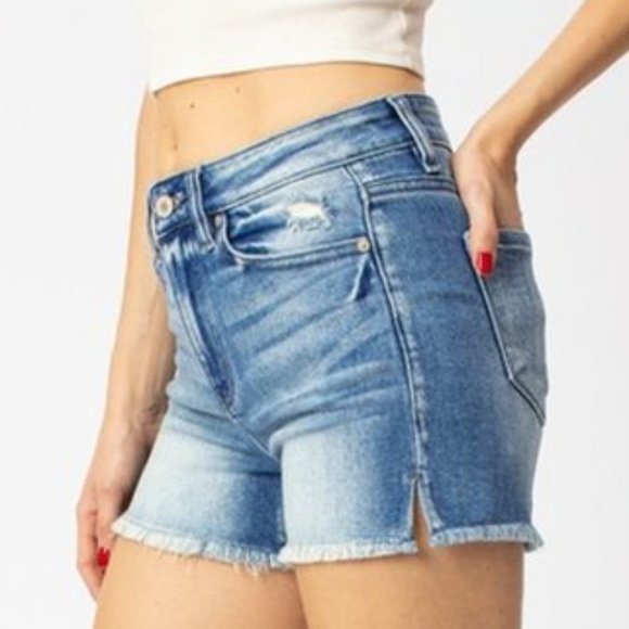 NWT KanCan Kan Can Hazel High Rise Frayed Medium Wash Denim Jean Shorts - Picture 8 of 15